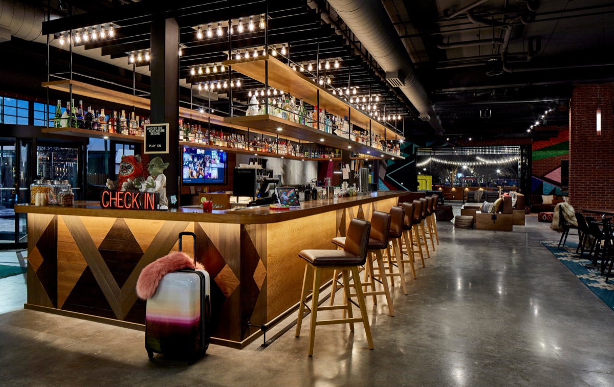 MOXY HOTEL